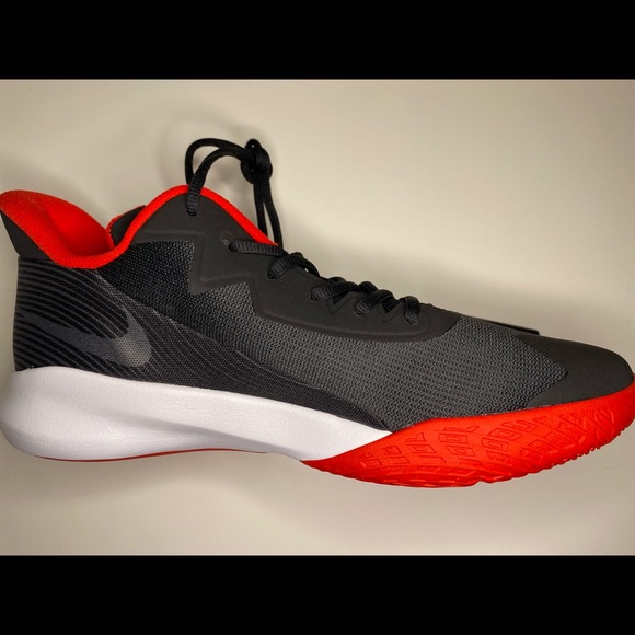 Nike Precision IV Basketball Shoe - Picture 5 of 6